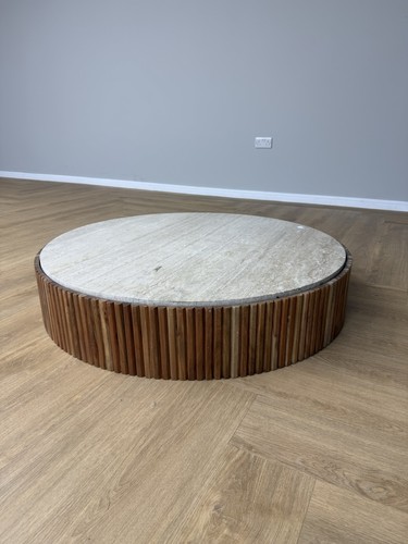 Round coffee table - coffee,